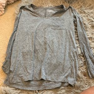 Grey long sleeve boyfriend tee